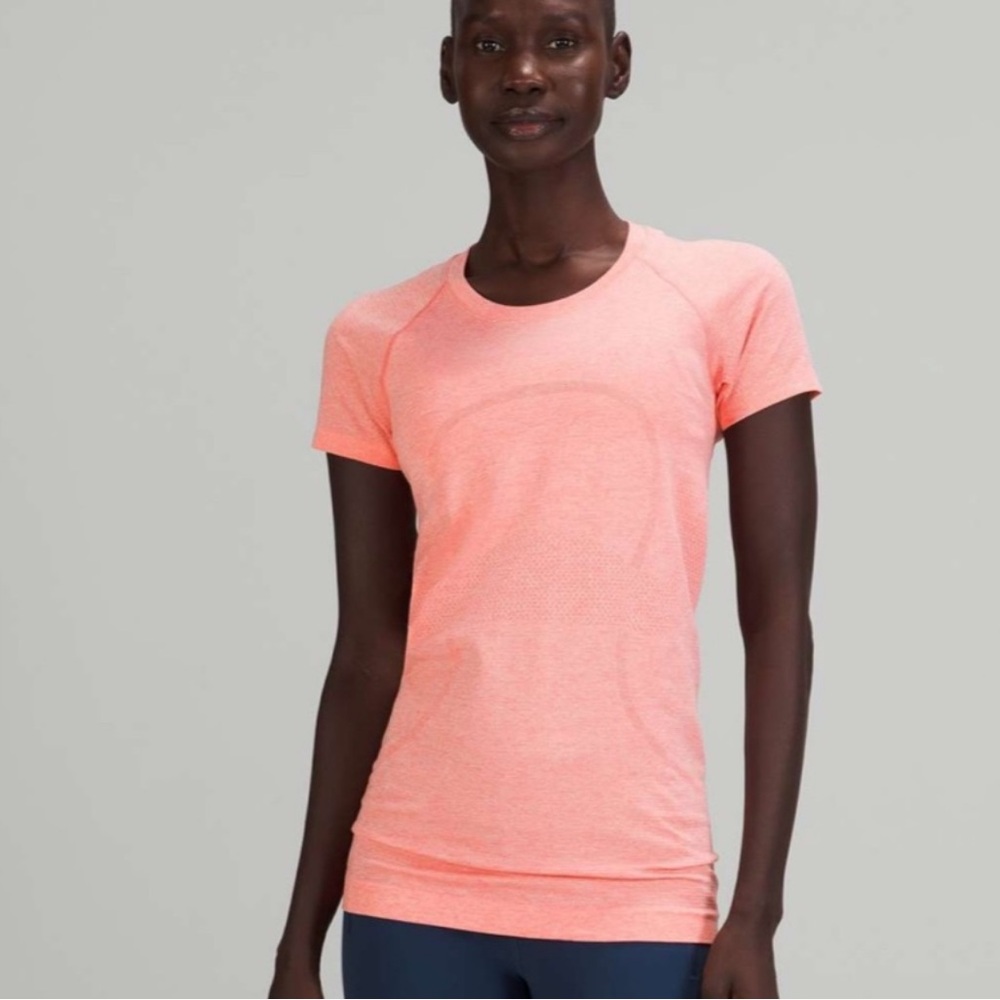 Lululemon Athletica Swiftly Tech Short Sleeve 2.0 Raspberry Cream/Dew Pink
